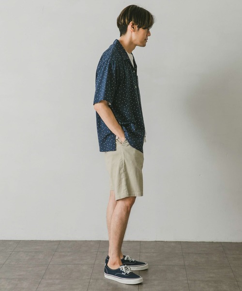 URBAN RESEARCH DOORS（アーバンリサーチドアーズ）の「コーデュロイワンタックショーツ（その他パンツ・メンズ・ブラック/ブラウン/アイボリー・MEDIUM/LARGE）」の11枚目の写真