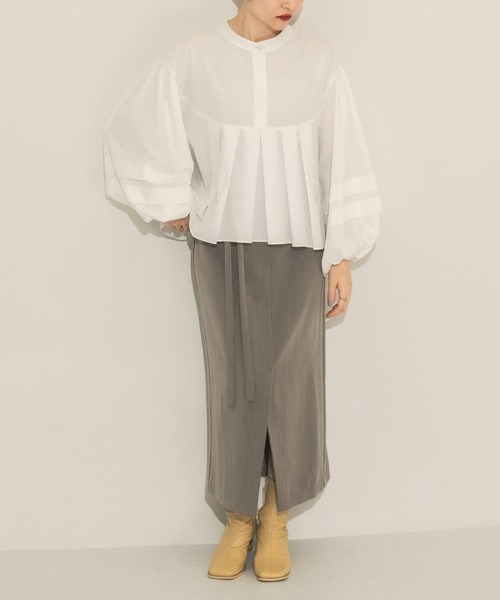 KBF（ケイビーエフ）の「ボリューミーブラウス（シャツ/ブラウス・レディース・ホワイト/カーキ/ブラック・ONE）」の22枚目の写真