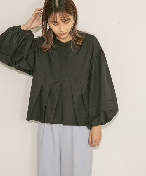 KBF（ケイビーエフ）の「ボリューミーブラウス（シャツ/ブラウス・レディース・ホワイト/カーキ/ブラック・ONE）」の6枚目の写真