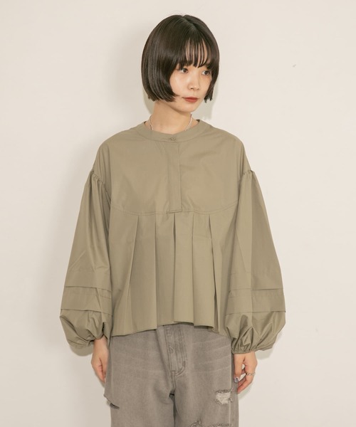 KBF（ケイビーエフ）の「ボリューミーブラウス（シャツ/ブラウス・レディース・ホワイト/カーキ/ブラック・ONE）」の21枚目の写真