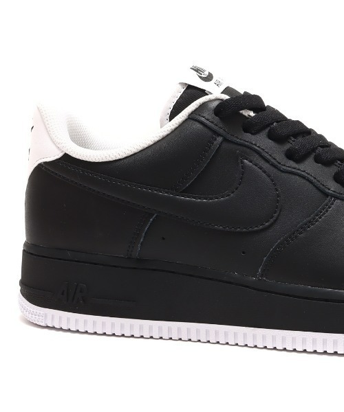 NIKE（ナイキ）の「NIKE AIR FORCE 1 '07 / ナイキ エア フォース ワン【SP】（スニーカー・メンズ・ブラック・26.5cm/27.5cm/28.5cm/26.0cm/27.0cm/28.0cm/29.0cm/30.0cm/25.5cm）」の15枚目の写真