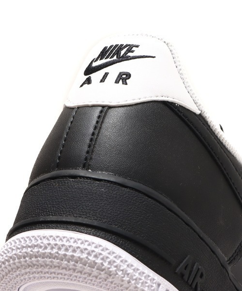 NIKE（ナイキ）の「NIKE AIR FORCE 1 '07 / ナイキ エア フォース ワン【SP】（スニーカー・メンズ・ブラック・26.5cm/27.5cm/28.5cm/26.0cm/27.0cm/28.0cm/29.0cm/30.0cm/25.5cm）」の16枚目の写真