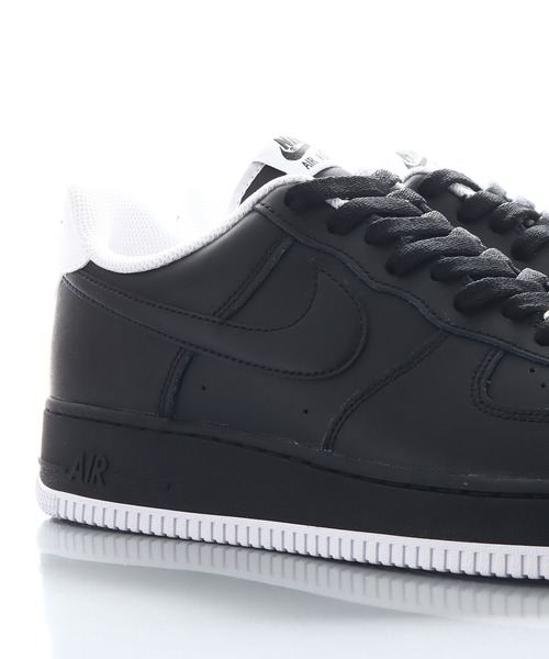 NIKE（ナイキ）の「NIKE AIR FORCE 1 '07 / ナイキ エア フォース ワン【SP】（スニーカー・メンズ・ブラック・26.5cm/27.5cm/28.5cm/26.0cm/27.0cm/28.0cm/29.0cm/30.0cm/25.5cm）」の6枚目の写真
