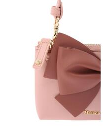 Maison de FLEUR（メゾンドフルール）の「ソリッドリボンスマホ
