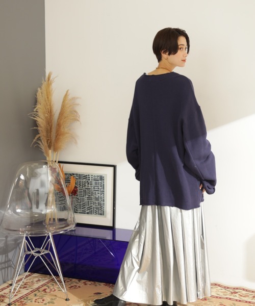 CREOLME（クレオルム）の「(CREOLME)Vネックビッグプルオーバー（スウェット・レディース・ネイビー/グレー/ブルー・ONE SIZE）」の4枚目の写真