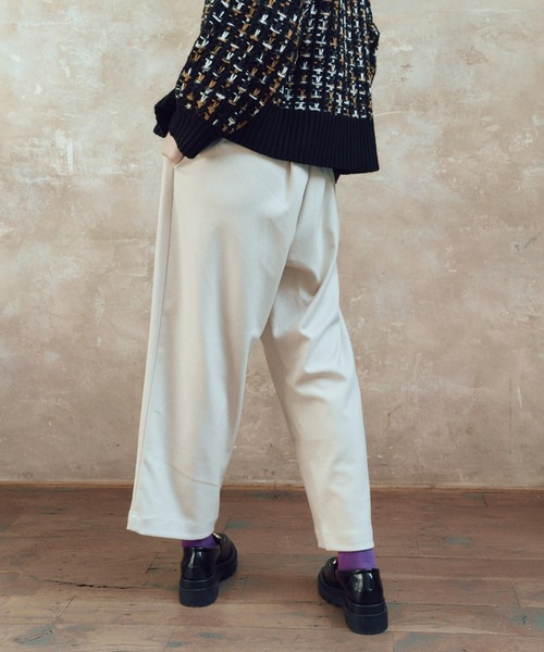 manana suerte(マニャーナスエルテ)の「ウールタッチタックパンツ/サイズ展開あり(その他パンツ・レディース・ブラック/アイボリー/ダークパープル/チャコールグレー・FREE/2)」の13枚目の写真