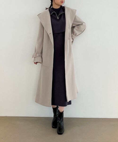 MAJESTIC LEGON（マジェスティックレゴン）の「ハーフジップベストセットワンピース（ワンピース・レディース・ベージュ/チャコールグレー/アイボリー・MEDIUM）」の10枚目の写真