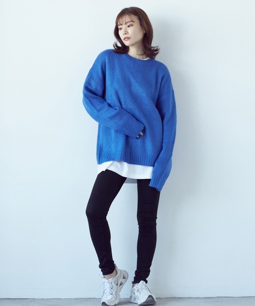 ARCADE（アーケード）の「男女兼用 モヘアタッチ ワイドオーバーサイズ ドロップショルダー プルオーバー ニット（ニット/セーター・レディース・ブラック×ホワイト/エメラルド/ブラック×イエロー/ブラック×レッド/グリーン/マスタード/チャコールグレー/レッド/ブラック/ブラック×グレー/グレー/ブルー・L/M）」の20枚目の写真