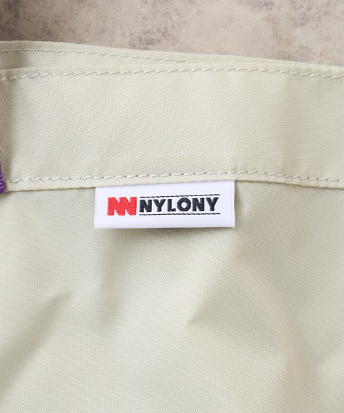 Omekashi（オメカシ）の「NYLONY コントラストツーハンドルトート S（トートバッグ・レディース・グリーン/パープル・ONE SIZE）」の10枚目の写真