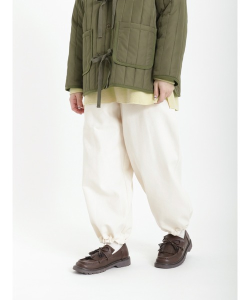 Samansa Mos2(サマンサ モスモス)の「ツイル柄アソート裾ドロストパンツ(その他パンツ・レディース・キナリ/グリーン/ネイビー/ベージュ・フリ-)」の2枚目の写真