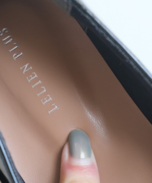 AmiAmi（アミアミ）の「メリージェーンパンプス/ダブルベルト ポインテッドトゥ（パンプス・レディース・ブラック/ブラック系その他/アイボリー/シルバー/グレイッシュベージュ/オフホワイト・L/LL/M/S/3L/SS）」の21枚目の写真