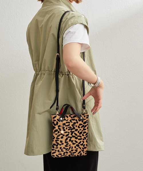 Pal collection（パルコレクション）の「ハラコ風エコバック付スマホポシェット2（ショルダーバッグ・レディース・ブラック系その他2/ホワイト・FREE）」の18枚目の写真