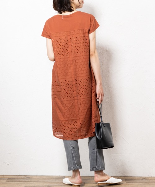 aunt lily(アントリリー)の「バックレースアクセントチュニックワンピース(チュニック・レディース・レッド・S/M/L/LL/3L)」の4枚目の写真