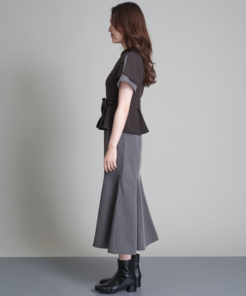 A de a.v.v(アードアー・ヴェ・ヴェ)の「バイカラーレイヤードマーメイドワンピース(ワンピース・レディース・ブラック/ブルー・SMALL/MEDIUM/36/38)」の6枚目の写真