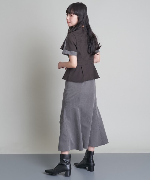 A de a.v.v(アードアー・ヴェ・ヴェ)の「バイカラーレイヤードマーメイドワンピース(ワンピース・レディース・ブラック/ブルー・SMALL/MEDIUM/36/38)」の22枚目の写真