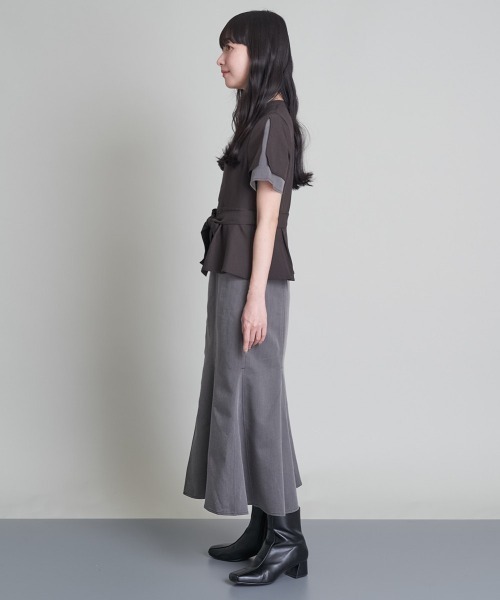 A de a.v.v(アードアー・ヴェ・ヴェ)の「バイカラーレイヤードマーメイドワンピース(ワンピース・レディース・ブラック/ブルー・SMALL/MEDIUM/36/38)」の17枚目の写真