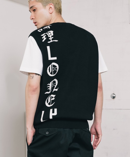 LONELY/論理（ロンリー）の「LONELY(論理)/ロンリー KINT VEST Vネック ベスト ジャガードニット ロゴ（ベスト・メンズ・ブラック・FREE）」の3枚目の写真