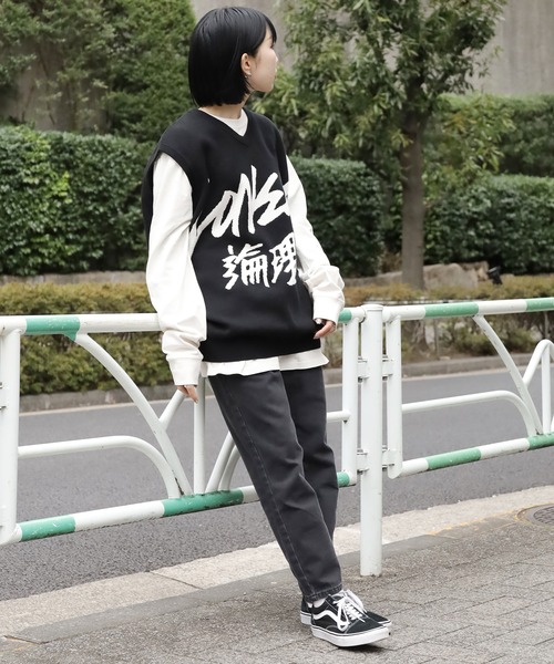 LONELY/論理（ロンリー）の「LONELY(論理)/ロンリー KINT VEST Vネック ベスト ジャガードニット ロゴ（ベスト・メンズ・ブラック・FREE）」の15枚目の写真