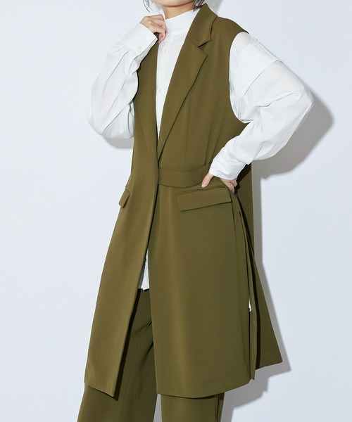 Lui's（ルイス）の「ベルト付きミディジレ(セットアップ対応)（ベスト・レディース・オフホワイト/オリーブ/ブラック・FREE）」の11枚目の写真