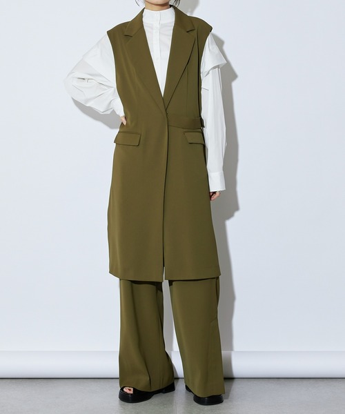 Lui's（ルイス）の「ベルト付きミディジレ(セットアップ対応)（ベスト・レディース・オフホワイト/オリーブ/ブラック・FREE）」の22枚目の写真