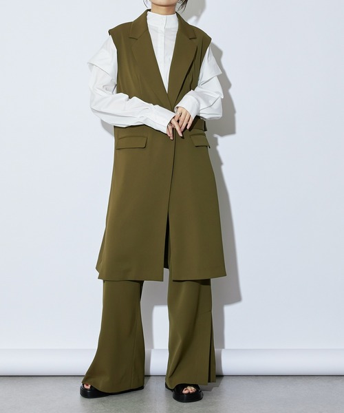 Lui's（ルイス）の「ベルト付きミディジレ(セットアップ対応)（ベスト・レディース・オフホワイト/オリーブ/ブラック・FREE）」の15枚目の写真