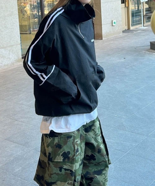 Dalfwin（ダールフィン）の「韓国ファッションGENIUSラインハーフジップトラックジャケット（ブルゾン・レディース・ホワイト/ブラック/レッド・FREE）」の16枚目の写真