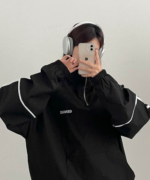 Dalfwin（ダールフィン）の「韓国ファッションGENIUSラインハーフジップトラックジャケット（ブルゾン・レディース・ホワイト/ブラック/レッド・FREE）」の11枚目の写真