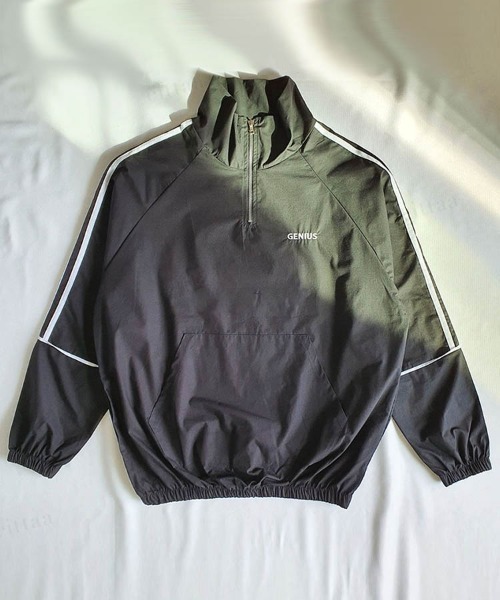 Dalfwin（ダールフィン）の「韓国ファッションGENIUSラインハーフジップトラックジャケット（ブルゾン・レディース・ホワイト/ブラック/レッド・FREE）」の7枚目の写真