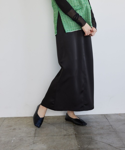LEPSIM（レプシィム）の「【FOR I SERIES】ハイウエストサテンスカート　192133（スカート・レディース・ブラック/イエロー/ブルー・MEDIUM/SMALL）」の2枚目の写真