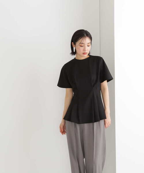 NATURAL BEAUTY BASIC(ナチュラルビューティーベーシック)の「◇ウエストタックチュニックカットソー(Tシャツ/カットソー・レディース・ブラック/ホワイト・FREE)」の1枚目の写真