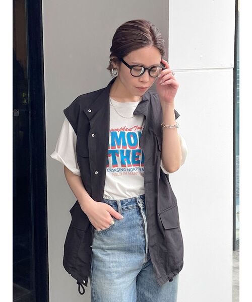 Ungrid（アングリッド）の「【WEB限定】ナイロン混ミリタリールーズベスト（ベスト・レディース・オフホワイト/ブラック/カーキ・FREE）」の9枚目の写真