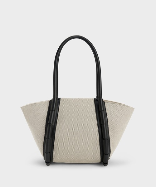 CHARLES & KEITH(チャールズ & キース)の「Machina マチナ トートバッグ(トートバッグ・レディース・ブラック/マルチ・L)」の12枚目の写真