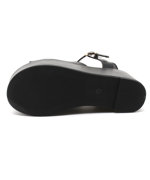 WEGO（ウィゴー）の「WEGO/フェイクレザー厚底サンダル（サンダル・レディース・ブラック/ホワイト・SMALL/MEDIUM/LARGE）」の6枚目の写真