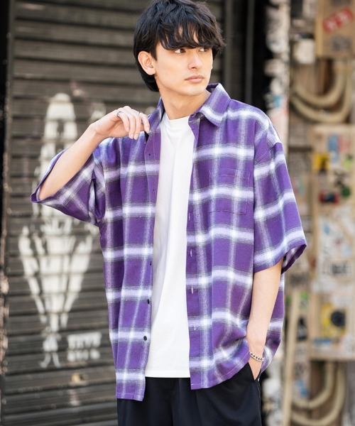 Rocky Monroe(ロッキーモンロー)の「オーバーサイズ レギュラーカラー オンブレチェック半袖シャツ(シャツ/ブラウス・メンズ・ブラック/パープル/イエロー/ブルー・M/L)」の15枚目の写真