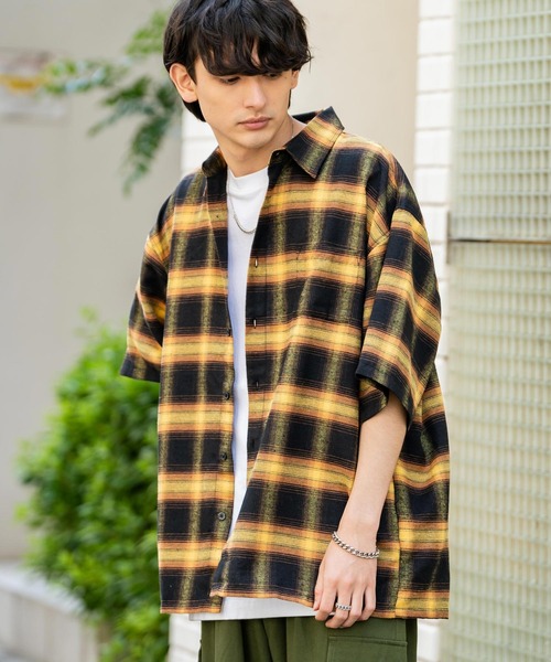 Rocky Monroe(ロッキーモンロー)の「オーバーサイズ レギュラーカラー オンブレチェック半袖シャツ(シャツ/ブラウス・メンズ・ブラック/パープル/イエロー/ブルー・M/L)」の19枚目の写真