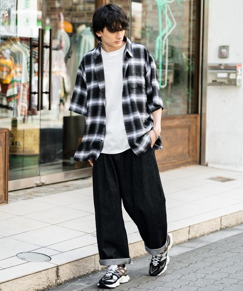 Rocky Monroe(ロッキーモンロー)の「オーバーサイズ レギュラーカラー オンブレチェック半袖シャツ(シャツ/ブラウス・メンズ・ブラック/パープル/イエロー/ブルー・M/L)」の8枚目の写真