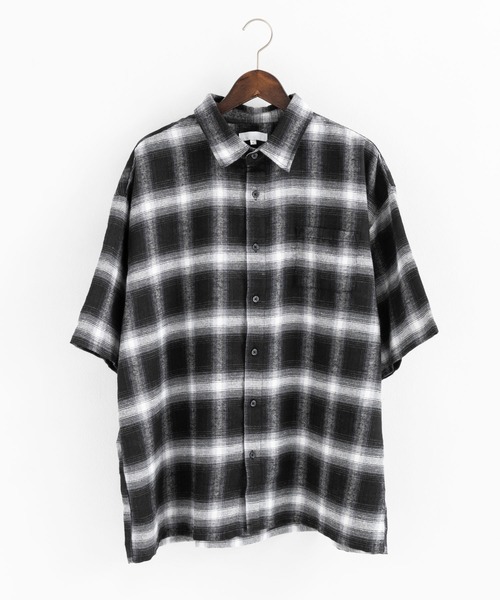 Rocky Monroe(ロッキーモンロー)の「オーバーサイズ レギュラーカラー オンブレチェック半袖シャツ(シャツ/ブラウス・メンズ・ブラック/パープル/イエロー/ブルー・M/L)」の22枚目の写真