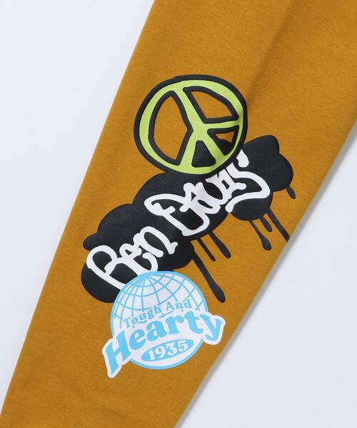 BEN DAVIS（ベンデイビス）の「【BEN DAVIS(ベンデイビス)】 ARTS IN TOWN CREW / ロゴ ビッグ スウェット クルーネック（スウェット・メンズ・オフホワイト/ブルー系その他2/マスタード/ブラック・LARGE/MEDIUM/X-LARGE）」の5枚目の写真