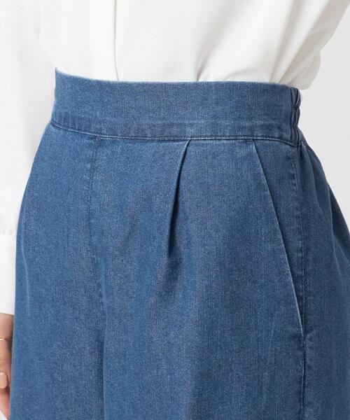 Cutie Blonde（キューティーブロンド）の「◆やわらかデニムでらくらく◎ タックワイドパンツ（デニムパンツ・レディース・ライトブルー/ネイビー・01/03/02）」の16枚目の写真