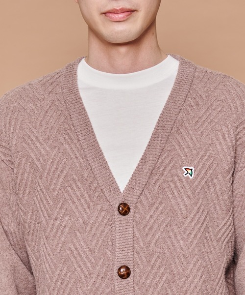 Arnold Palmer（アーノルドパーマー）の「ジオメトリック ニットカーディガン（カーディガン/ボレロ・メンズ・ブラック/キャメル・M/L/LL）」の3枚目の写真