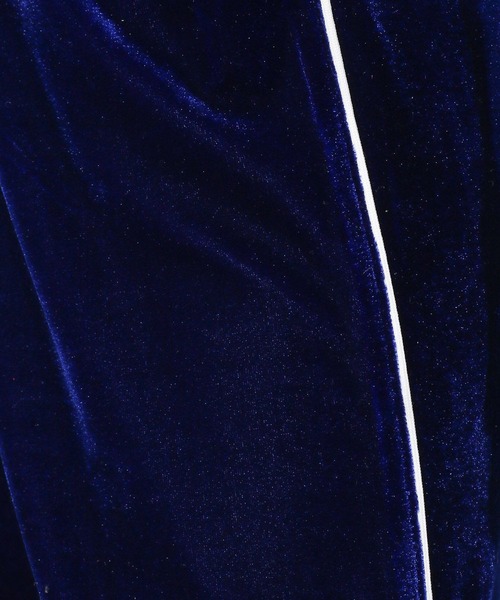 FOREVER 21（フォーエバー トゥエンティーワン）の「【2023AW】ベロアラインパンツ（その他パンツ・レディース・レッド/ネイビー/カーキ/ブラック・MEDIUM/LARGE）」の20枚目の写真