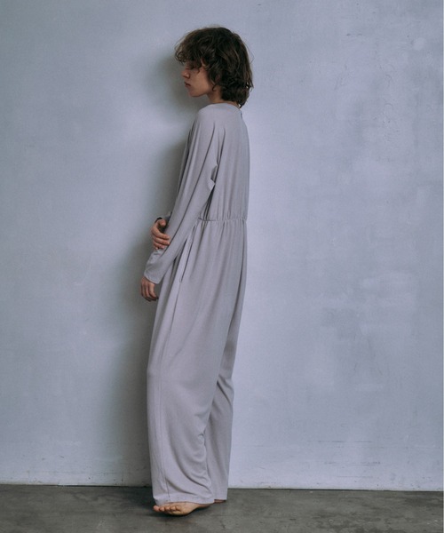 twosome（トゥーサム）の「stretched suede all-in-one / ストレッチ 