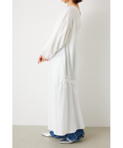 RODEO CROWNS WIDE BOWL（ロデオクラウンズワイドボウル）の「2WAY シャーリングロングワンピース（ワンピース・レディース・チャコールグレー/オフホワイト/オレンジ・FREE）」の11枚目の写真