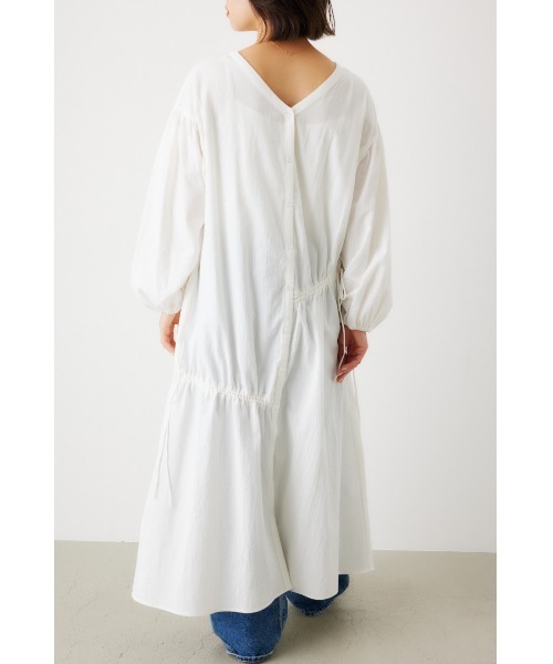 RODEO CROWNS WIDE BOWL（ロデオクラウンズワイドボウル）の「2WAY シャーリングロングワンピース（ワンピース・レディース・チャコールグレー/オフホワイト/オレンジ・FREE）」の13枚目の写真