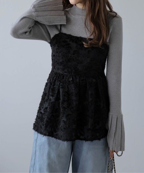 AMELY(エミリー)の「ジャガードペプラムキャミソール(キャミソール・レディース・ブラック/アイボリー・フリー)」の8枚目の写真