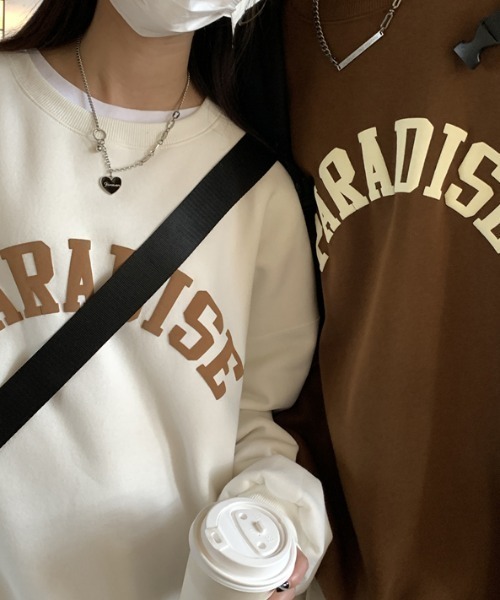 セール】ペアコーデにも。オーバーカレッジロゴトレーナー（スウェット