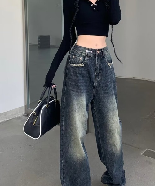 Vipoa(ヴィポア)の「ウオッシュ加工オーバーデニム(デニムパンツ・レディース・ブルー・MEDIUM/LARGE)」の13枚目の写真