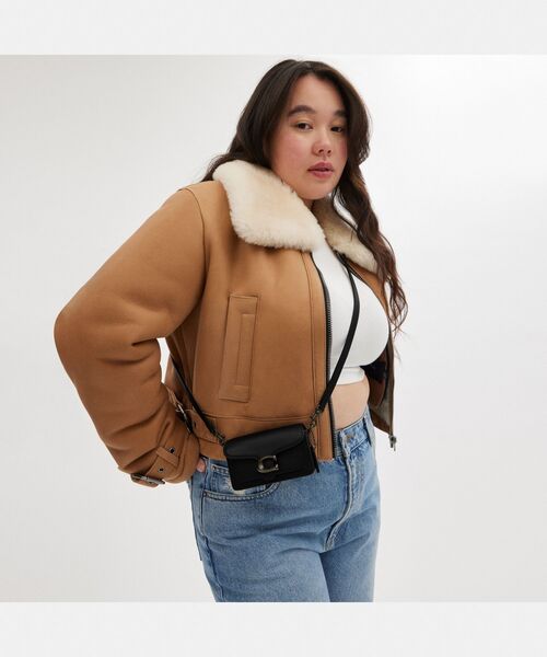 COACH ボックスドタビー12　グラブタンレザー ショルダー COACH（コーチ）の「ボックスド タビー 12（ショルダーバッグ