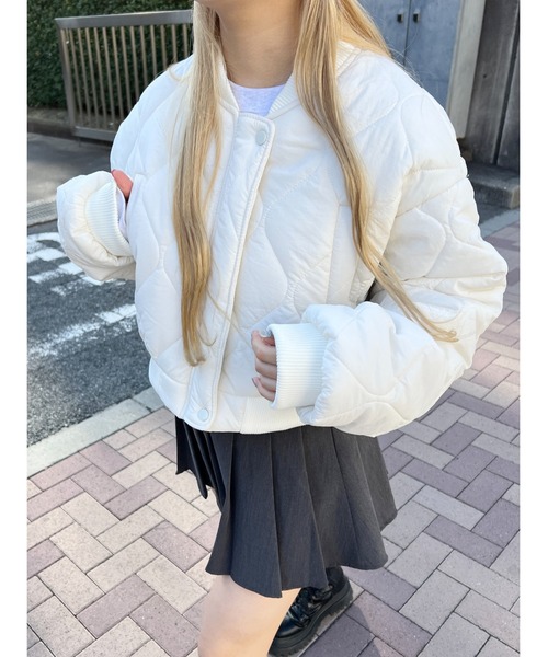 WC(ダブル シー)の「WC/ショートキルトナカワタMA-1(MA-1・レディース・ブラック/アイボリー・FREE)」の4枚目の写真