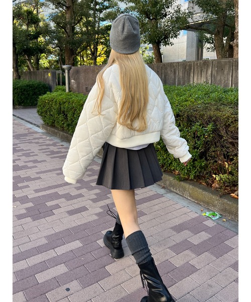 WC(ダブル シー)の「WC/ショートキルトナカワタMA-1(MA-1・レディース・ブラック/アイボリー・FREE)」の7枚目の写真